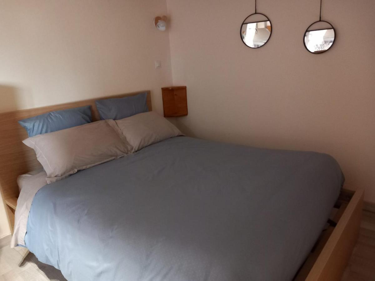 Studio Independant Dans Villa Neffies Εξωτερικό φωτογραφία